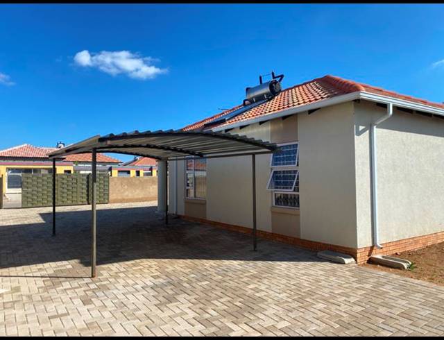 2 BEDROOM HOUSE FOR SALE IN SOUTHERN GATEWAY